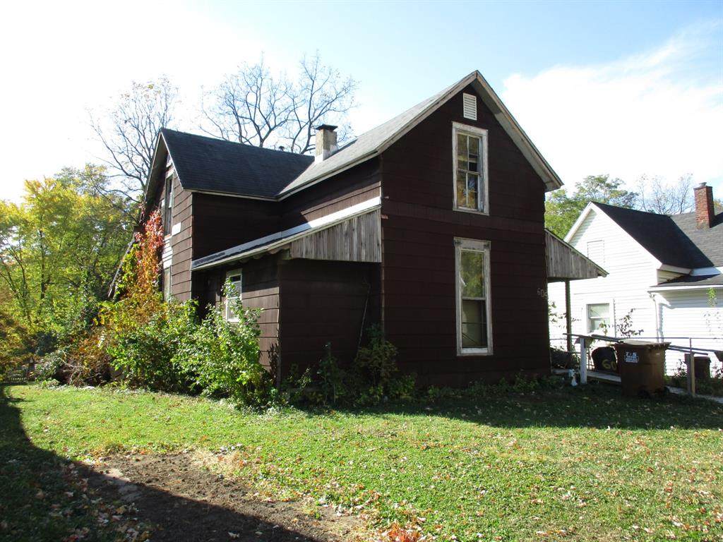 605 Tuttle Avenue - Photo 1