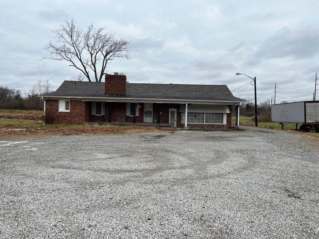 6670 38th Street - Photo 1