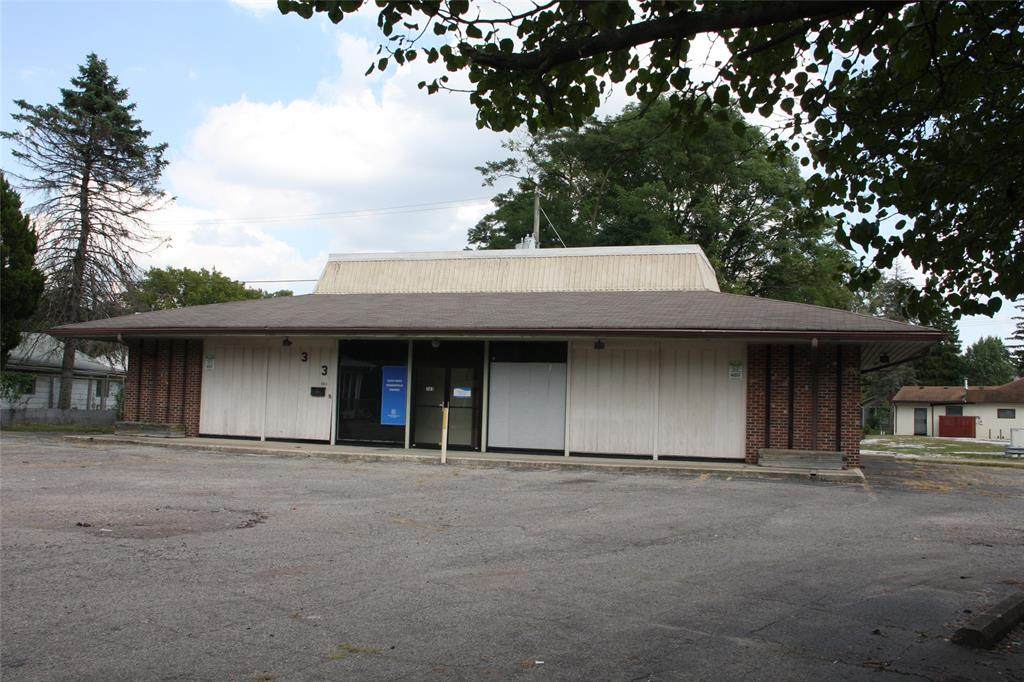 383 Emerson Avenue - Photo 1
