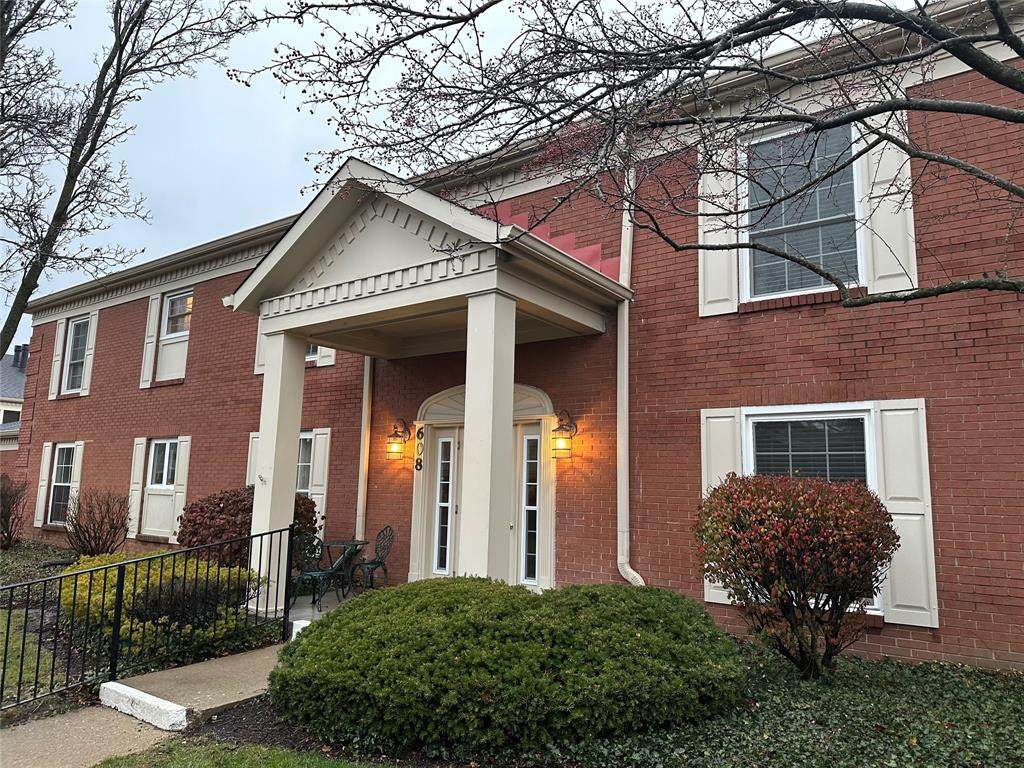 608 Lions Head Lane - Photo 1
