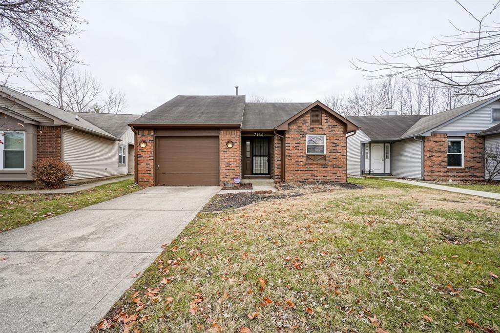 7165 Eagle Cove South Drive - Photo 1