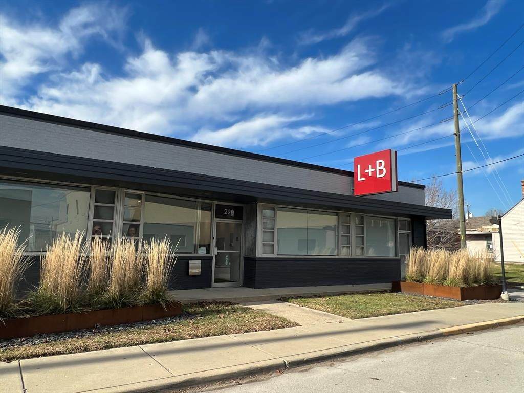 220 College Avenue - Photo 1