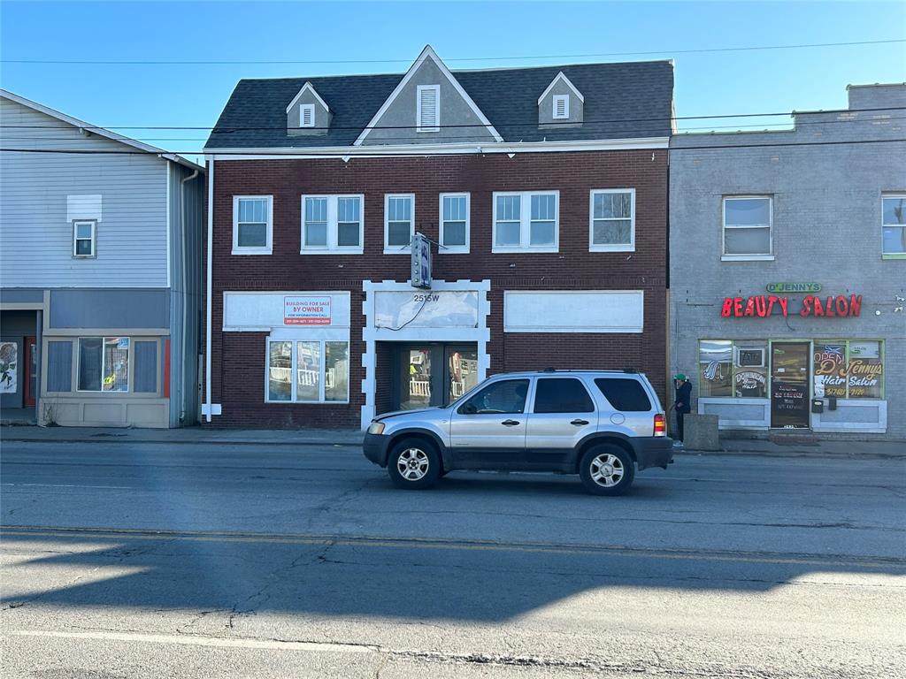 2515 Washington Street - Photo 1