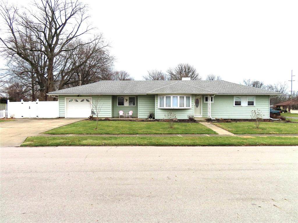1609 Franklin Drive - Photo 1