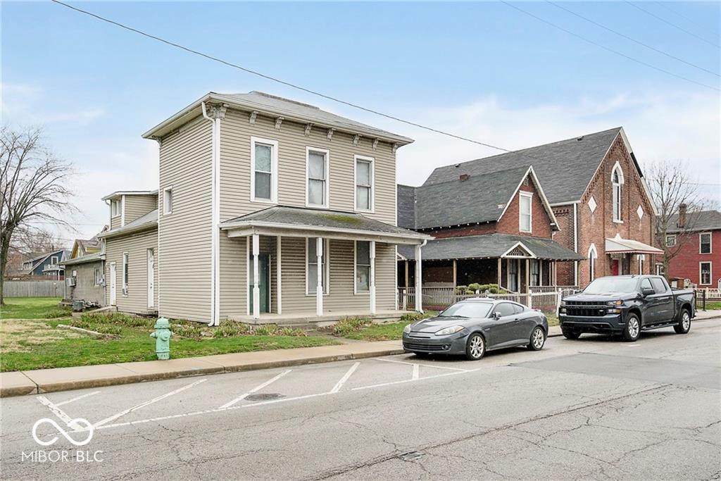 711 Mccarty Street - Photo 1
