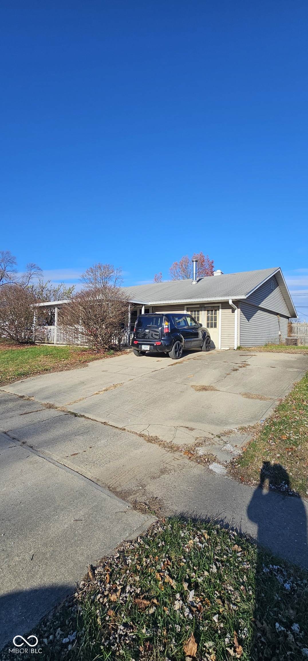 3231 Thurston Drive - Photo 1