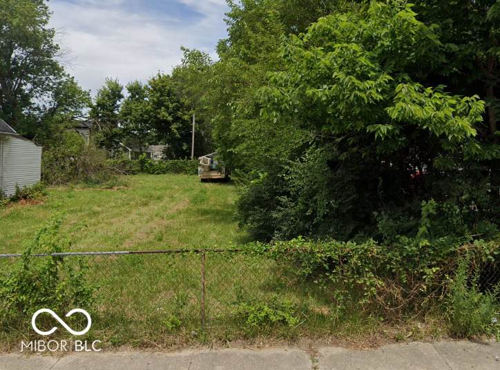 972 25th Street - Photo 1