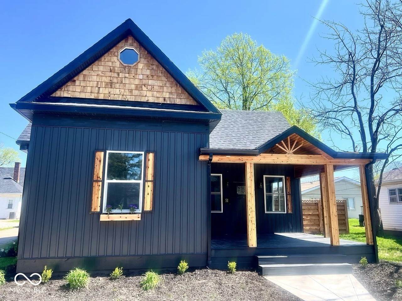 511 Clark Street - Photo 1