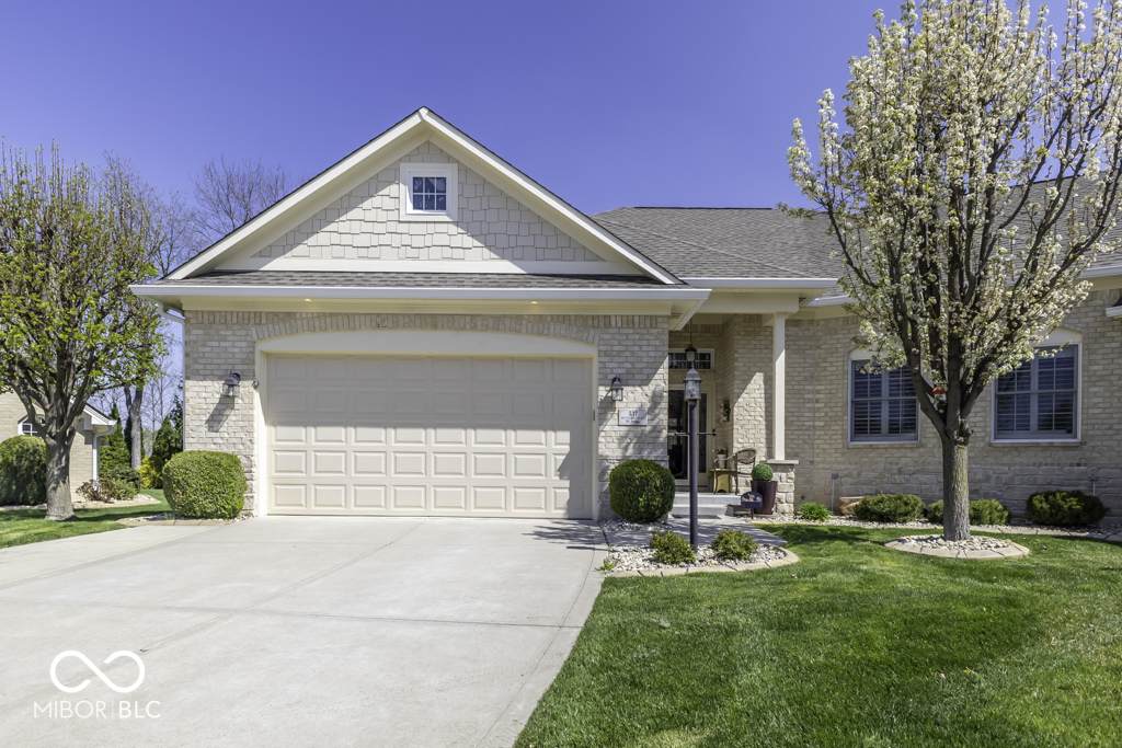 537 Weyworth Place - Photo 1