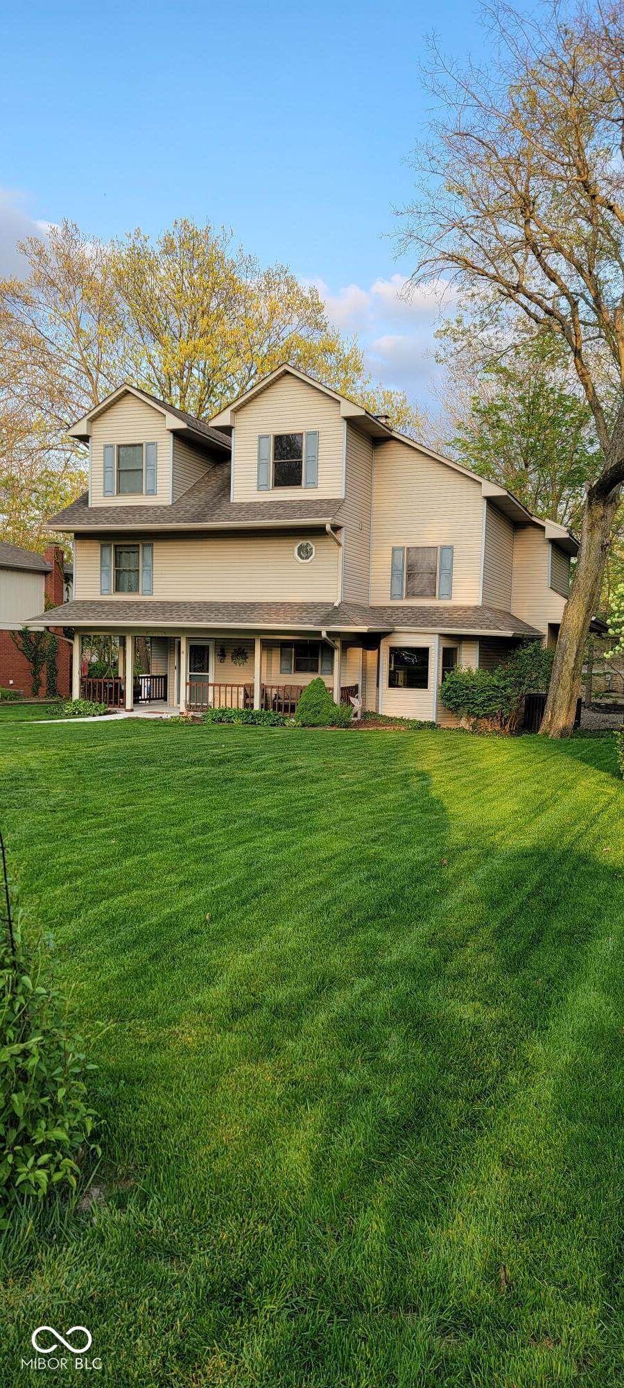 448 Tamarack Lane - Photo 1