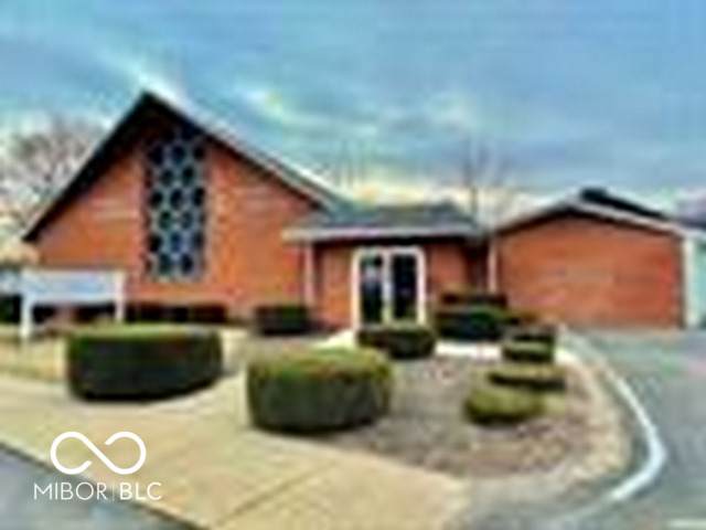 2263 Indiana Avenue - Photo 1