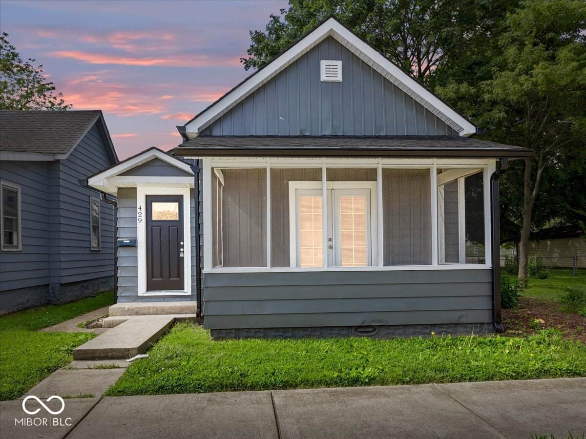 429 Colescott Street - Photo 1
