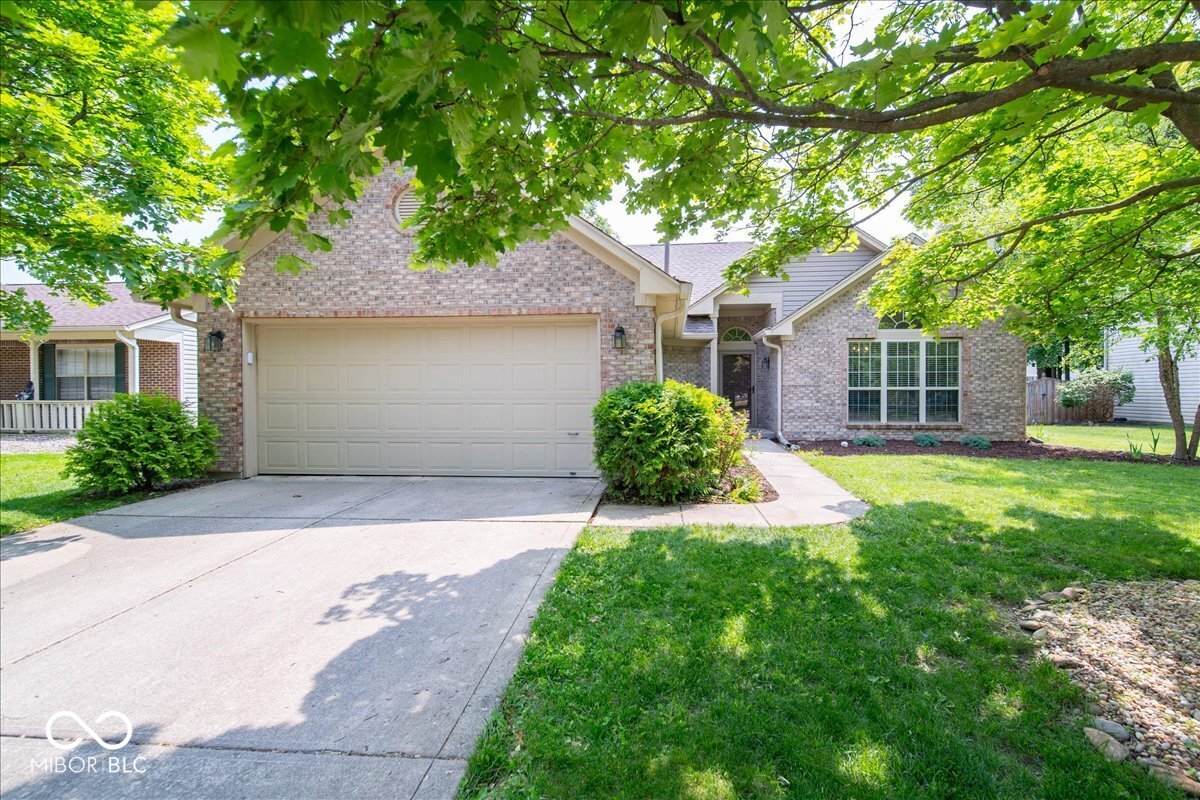13911 Naples Drive - Photo 1