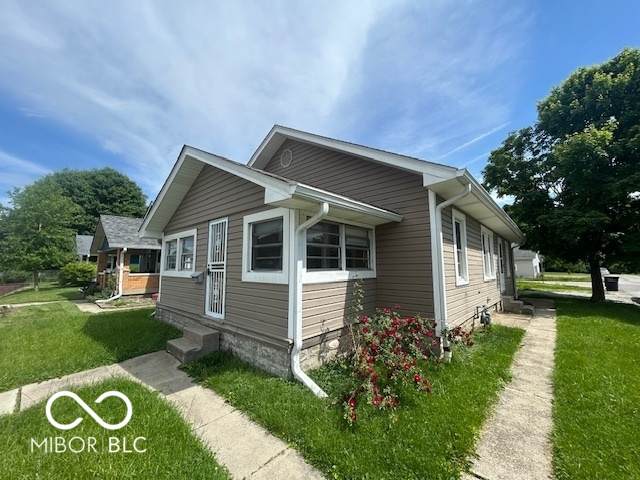 1527 Main Street - Photo 1