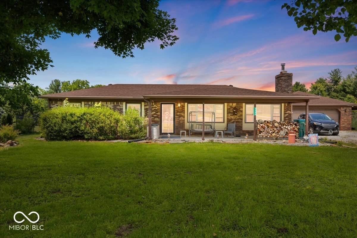 8244 Hadley Road - Photo 1