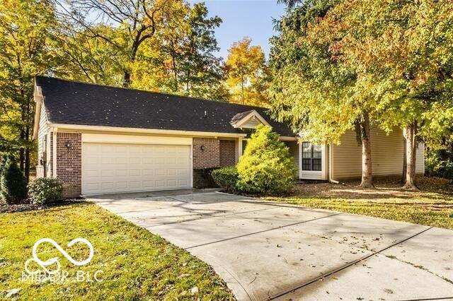 5303 Windridge Drive - Photo 1
