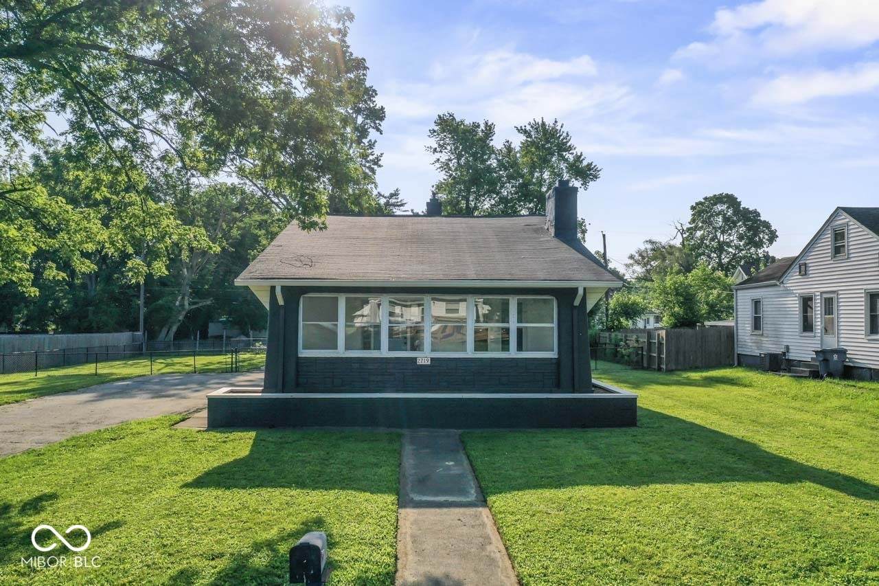 2719 Denison Street - Photo 1