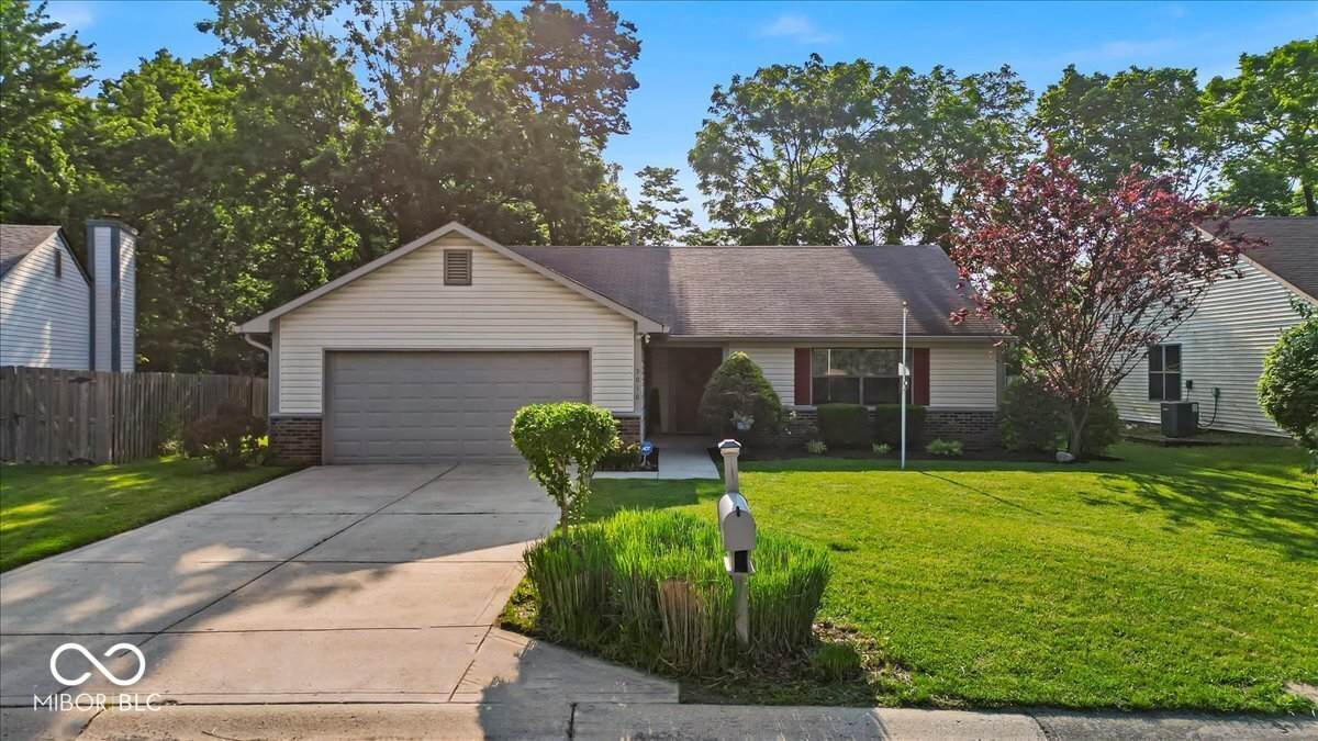 5010 Donner Lane - Photo 1