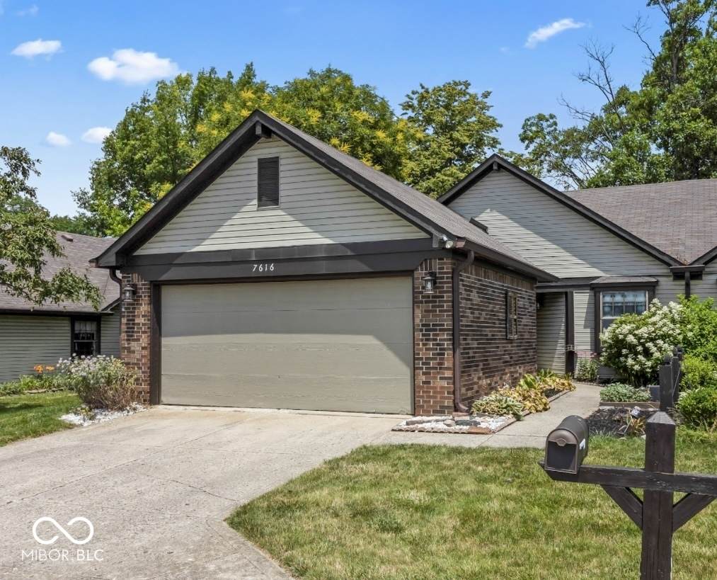 7616 Derrek Place - Photo 1