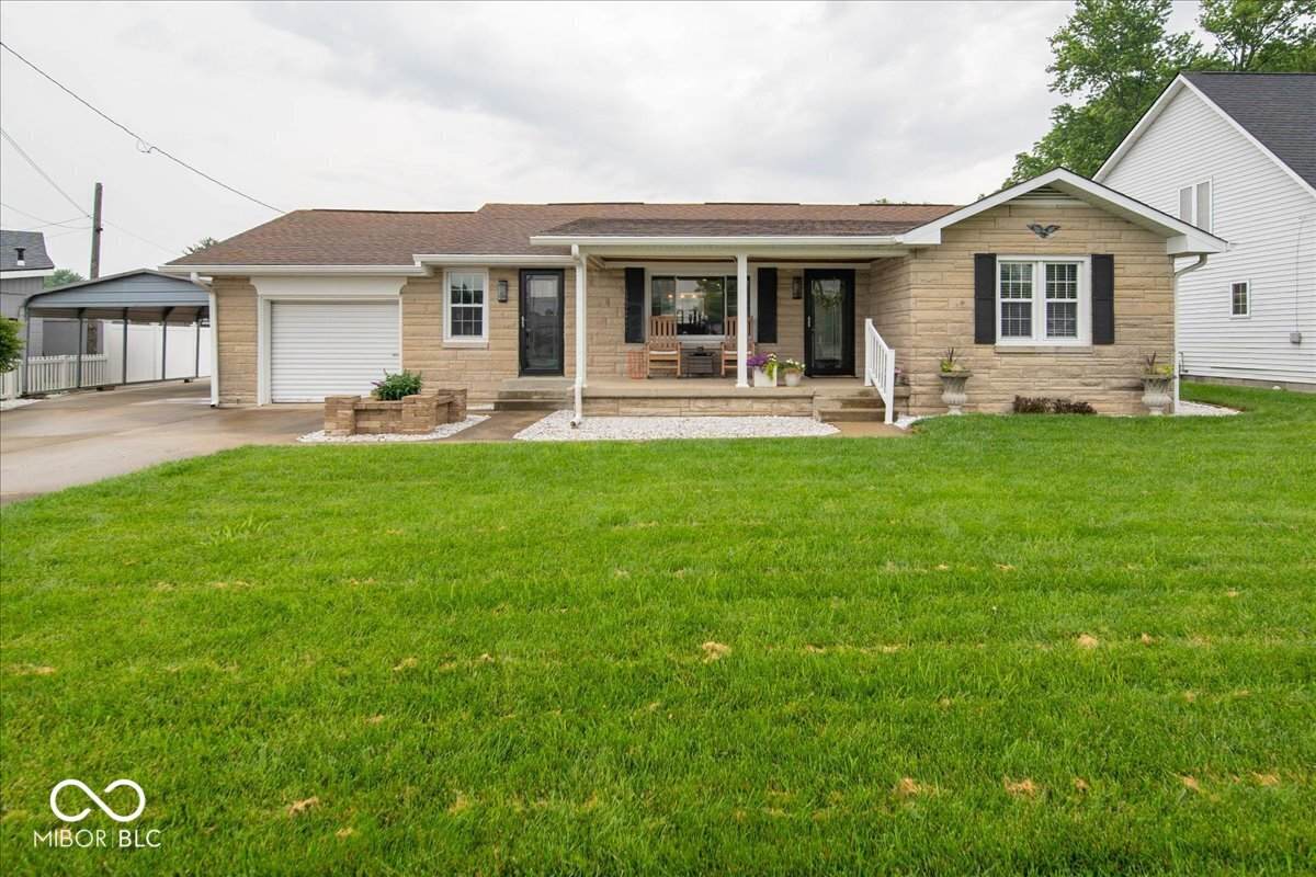 524 Campbell Street - Photo 1