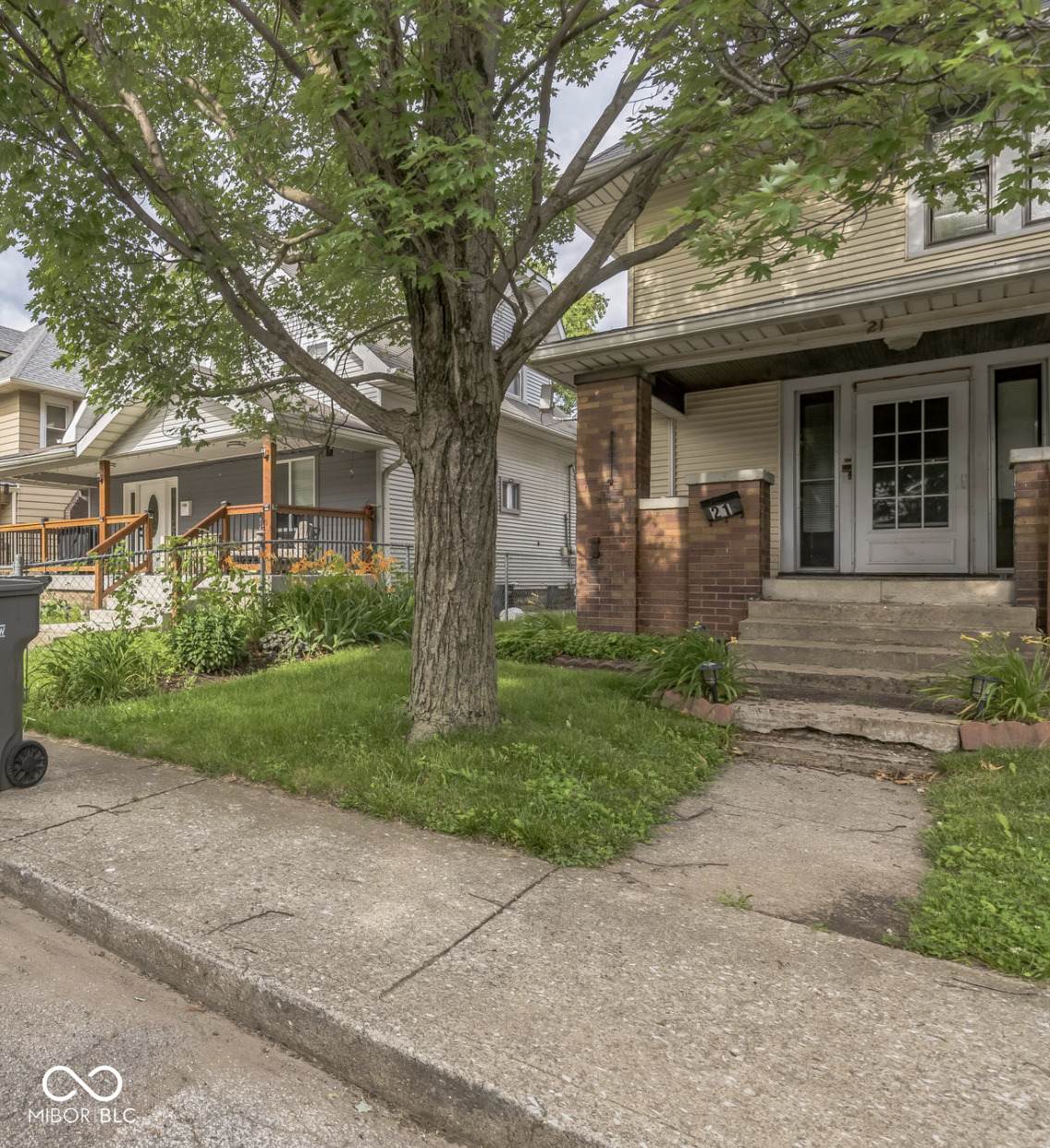 21 Tremont Street - Photo 1