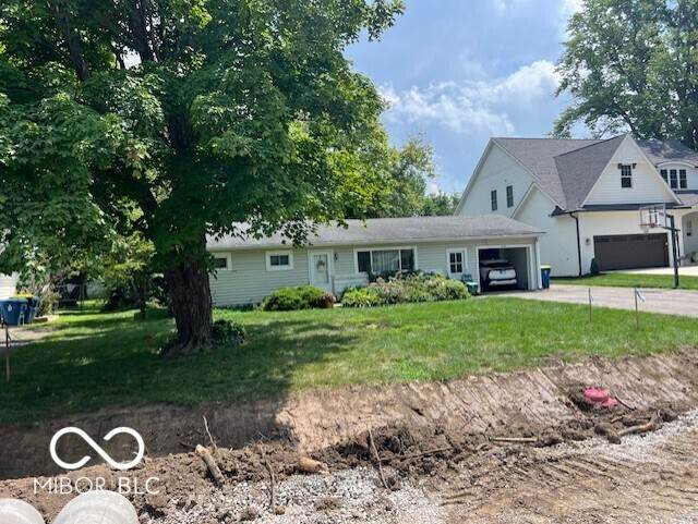 925 Auman Drive - Photo 1