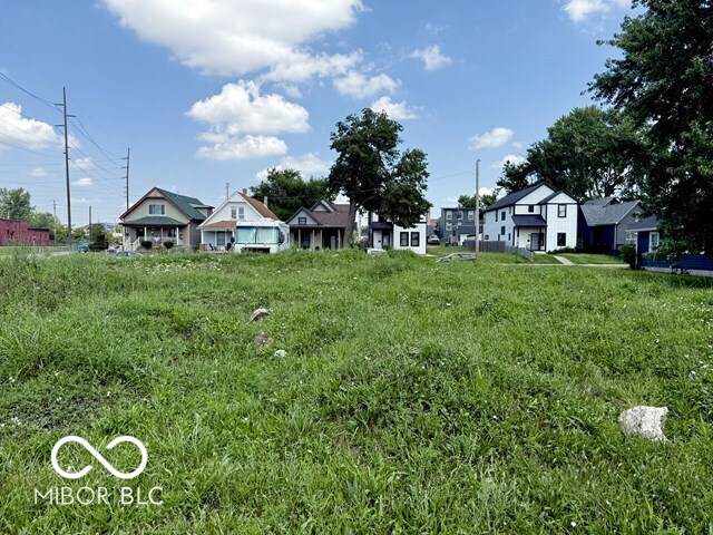 233 Iowa Street - Photo 1