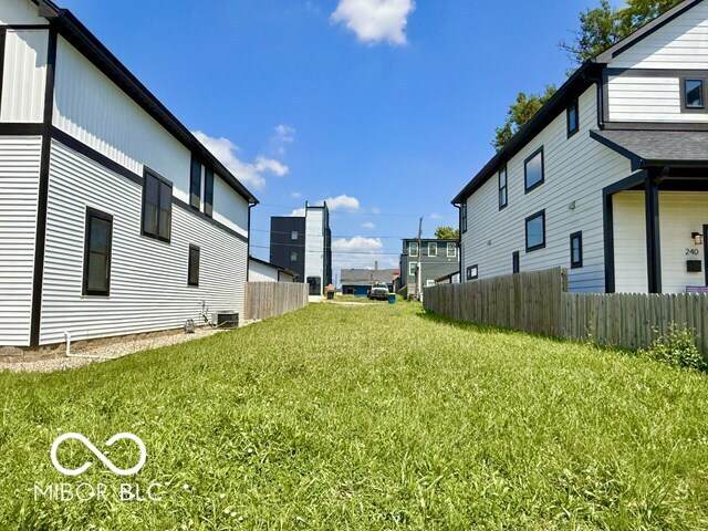 236 Iowa Street - Photo 1
