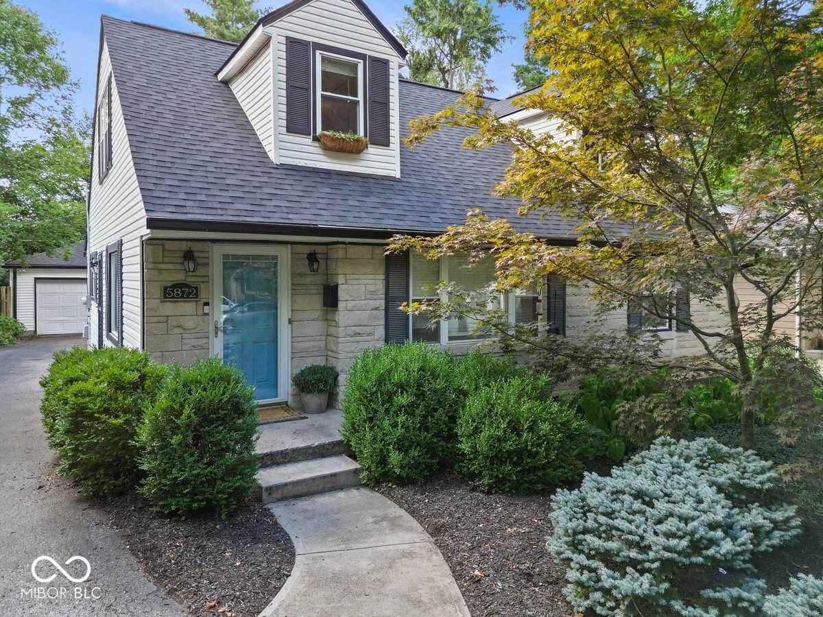 5872 Hillside Avenue - Photo 1