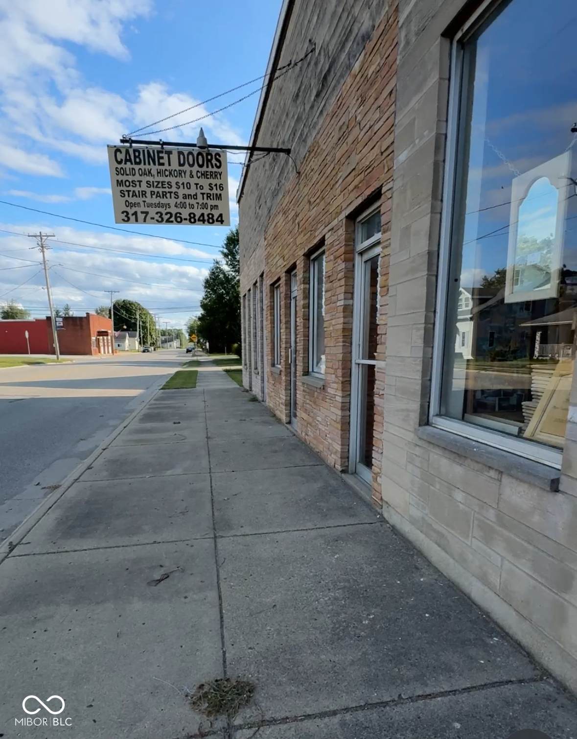 305 Main Street - Photo 1