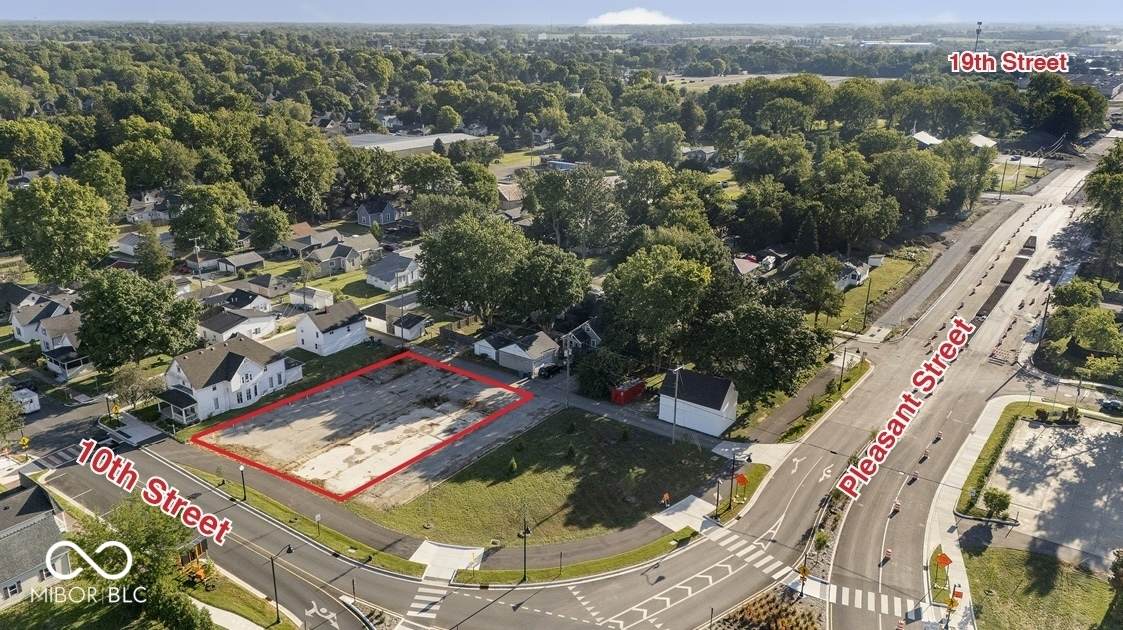 726 10th Street - Photo 1