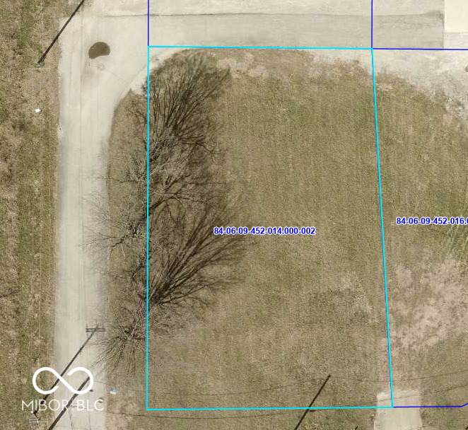 200 Maple Avenue - Photo 1