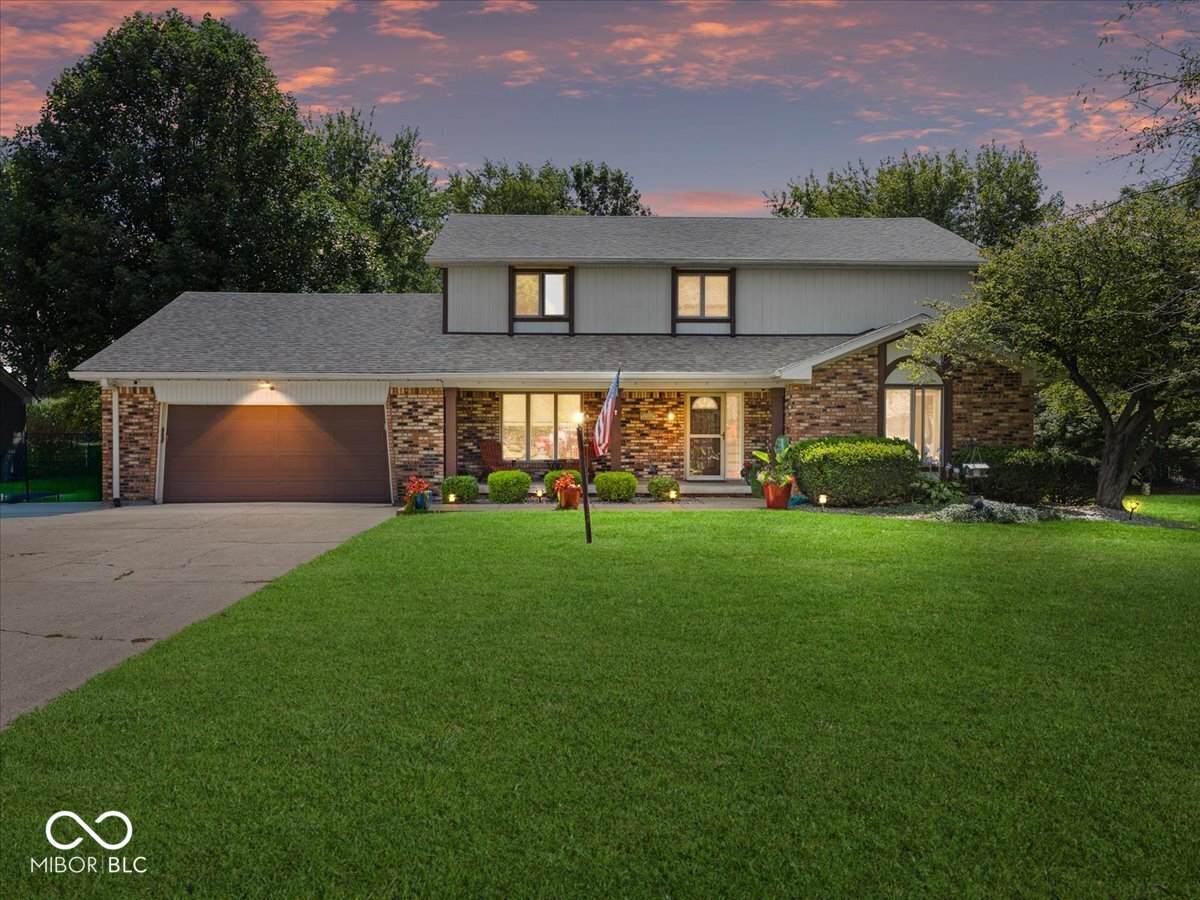 2560 Richard Drive - Photo 1