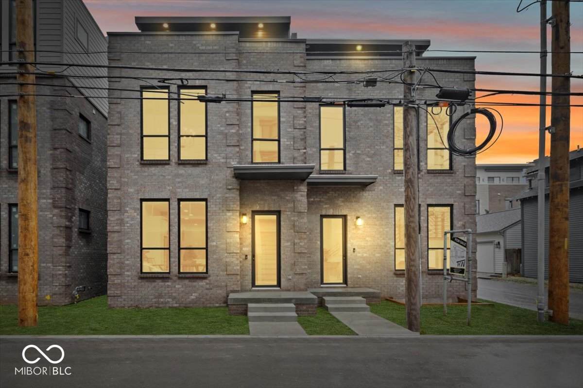 513 Leon Street - Photo 1