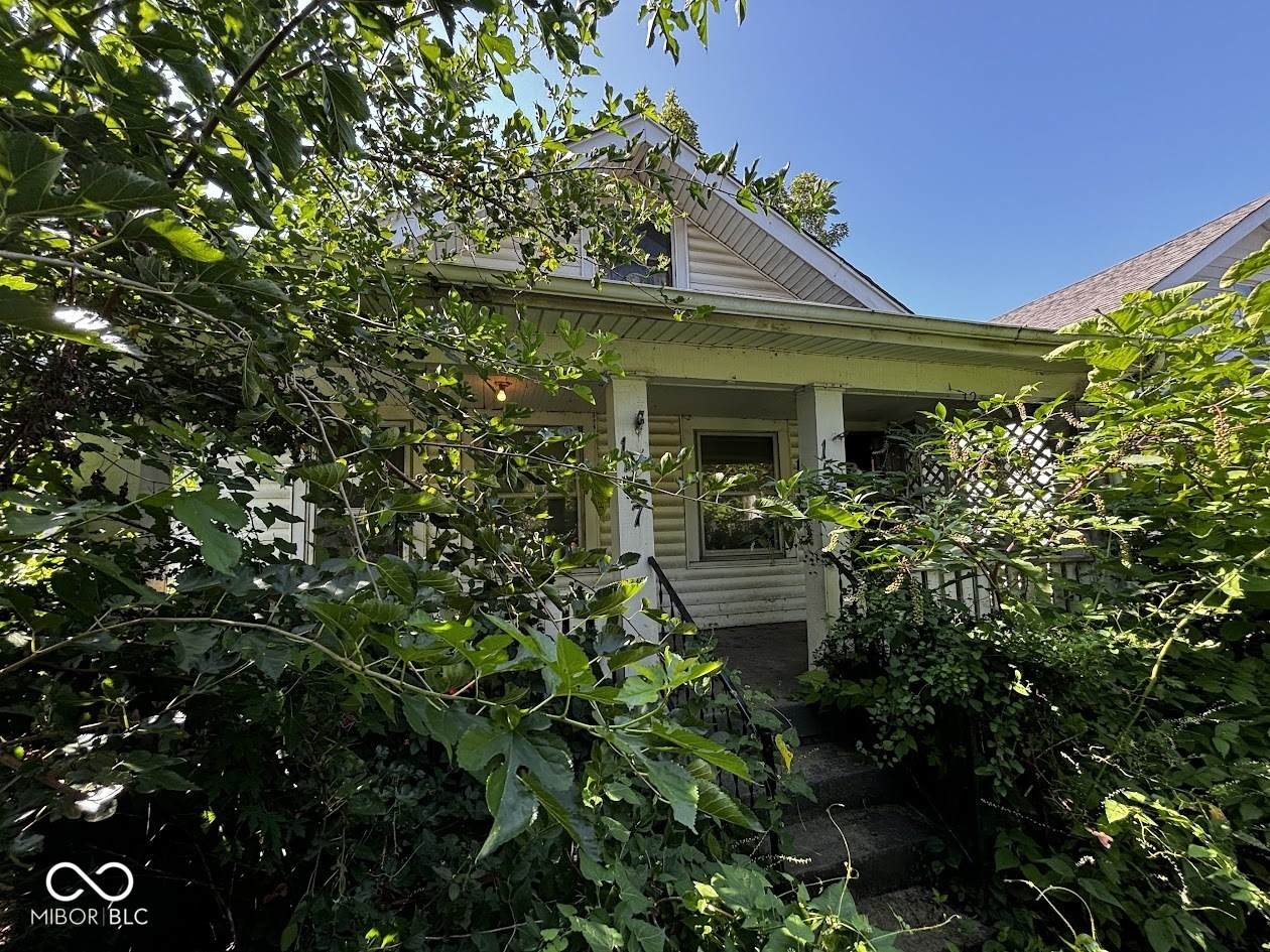 1545 Legrande Avenue - Photo 1