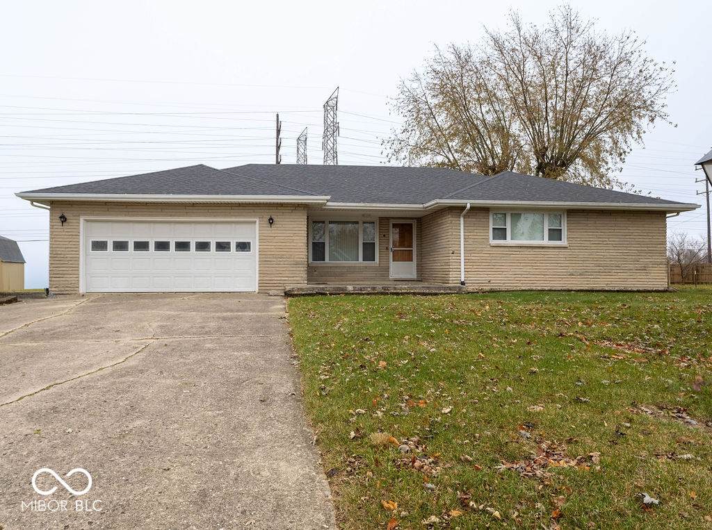 2706 Maple Drive - Photo 1