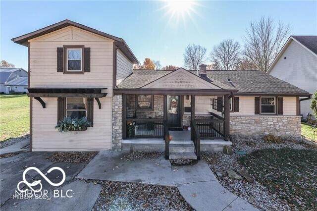 111 Hillcrest Drive - Photo 1