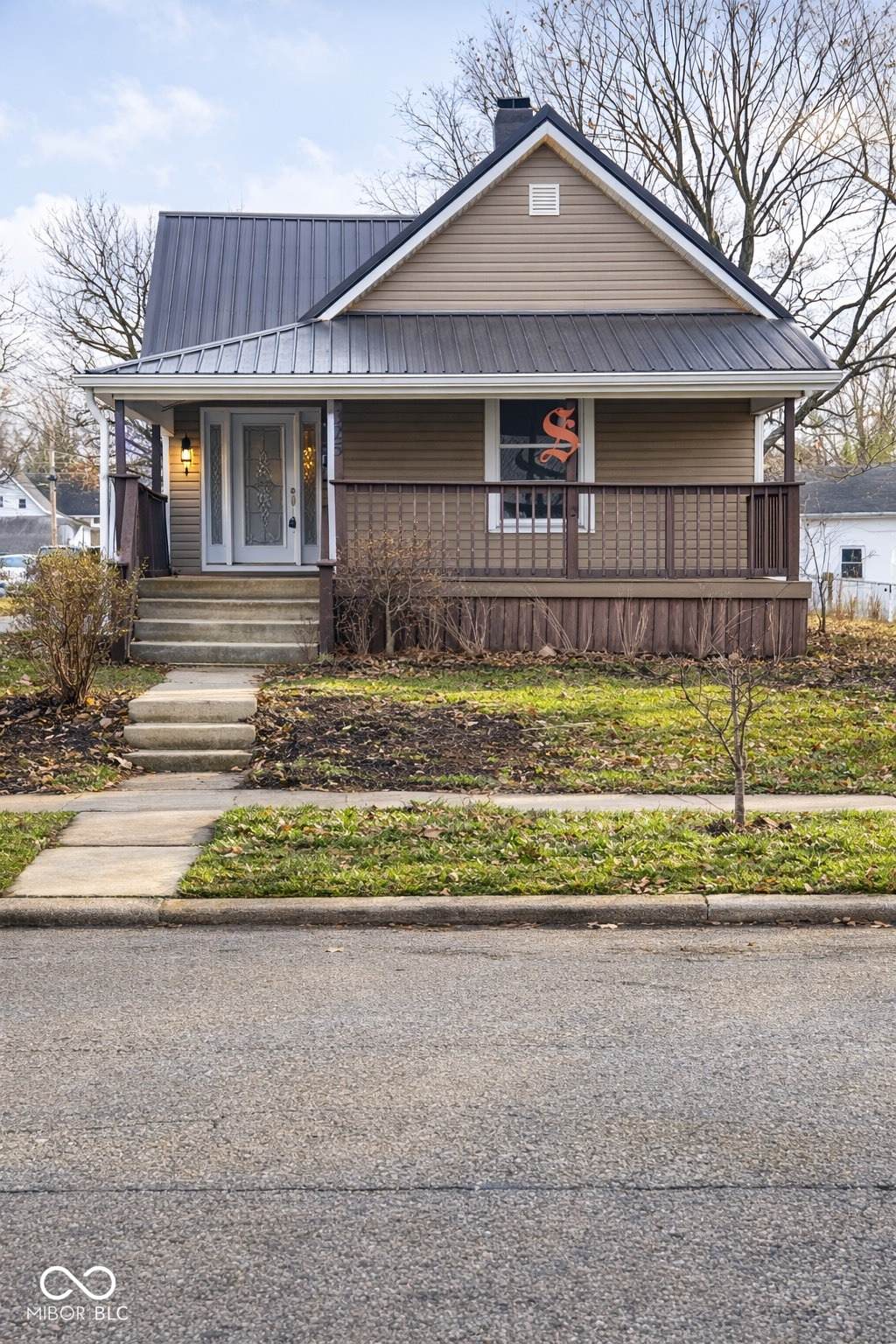 325 11th Street - Photo 1