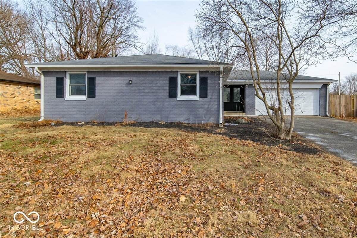 4367 Clifford - Photo 1
