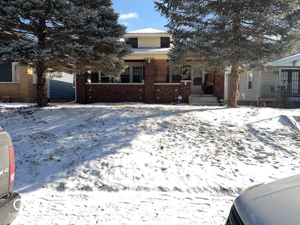 735 Bancroft Street - Photo 1
