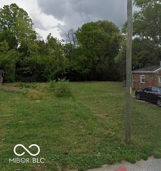 1639 Southern Avenue - Photo 1