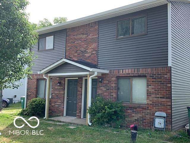 9435 9437 Huggin Hollow Road - Photo 1