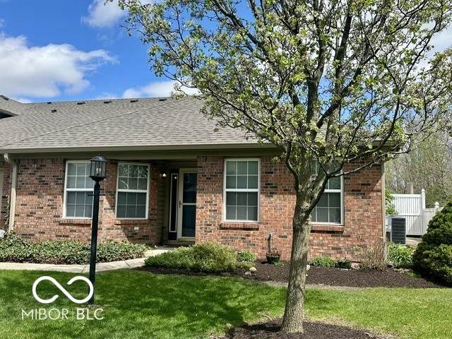 5429 Carriage Corner Lane - Photo 1