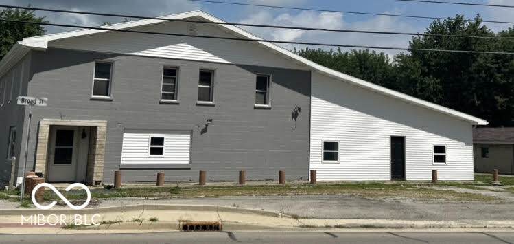 2702 Broad Street - Photo 1