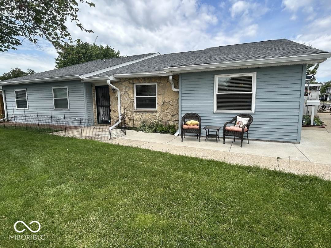 2735 Prosperity Drive - Photo 1