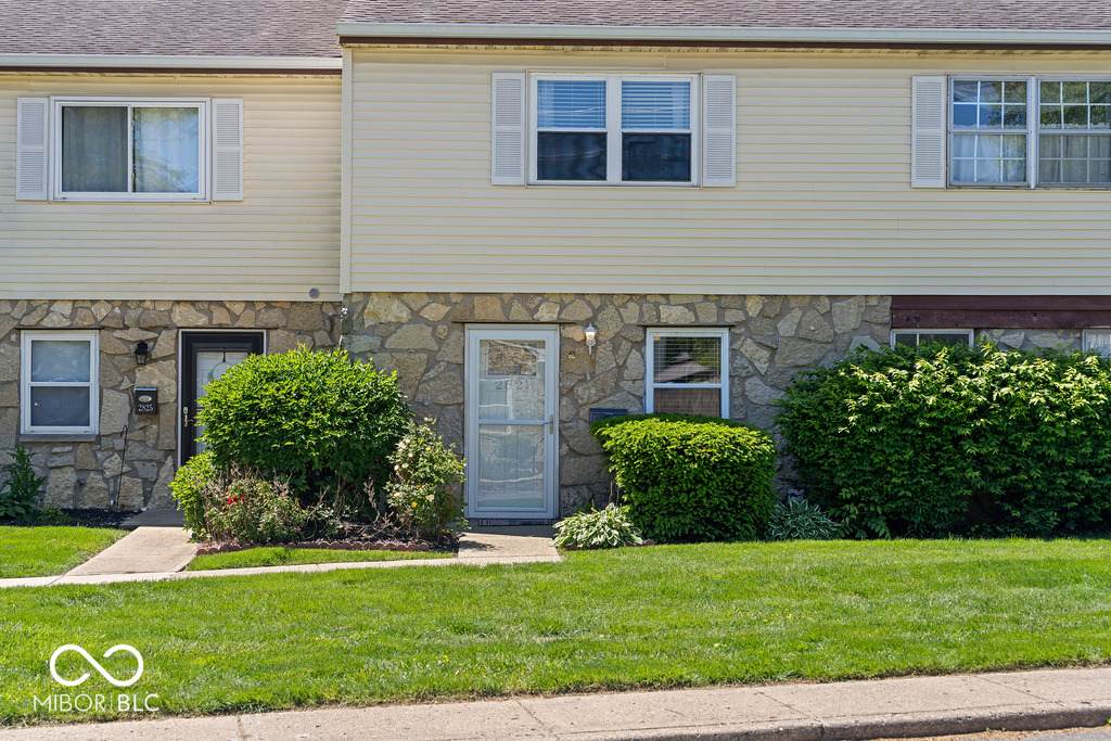 2821 Country Estates Drive - Photo 1