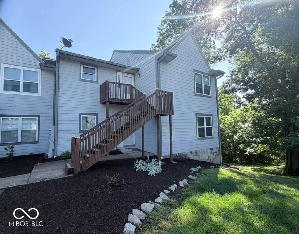 9640 Bay Pointe Court - Photo 1