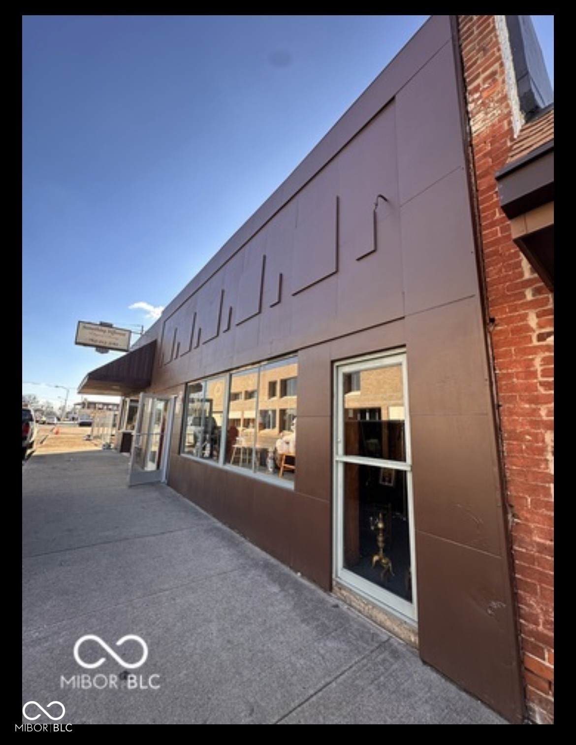 1213 Main Street - Photo 1