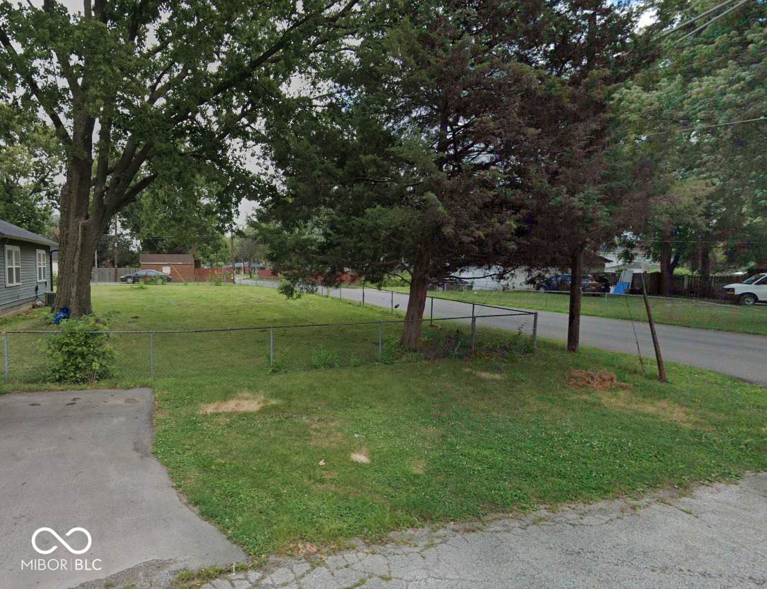 1809 Goodlet Avenue - Photo 1