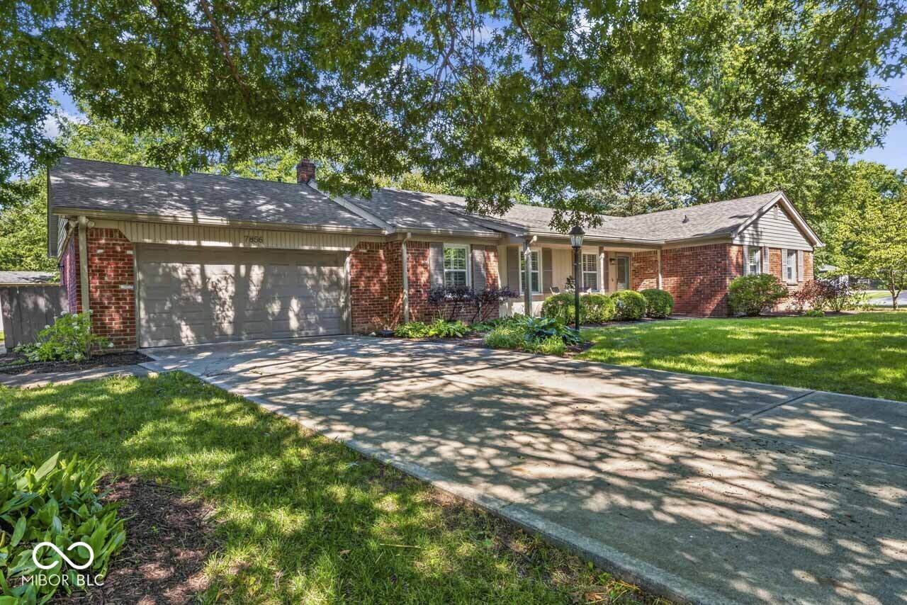 7856 Creekview Circle - Photo 1